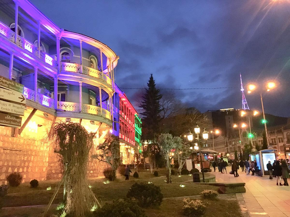Apartment In Old Tbilisi Orbeliani Square エクステリア 写真