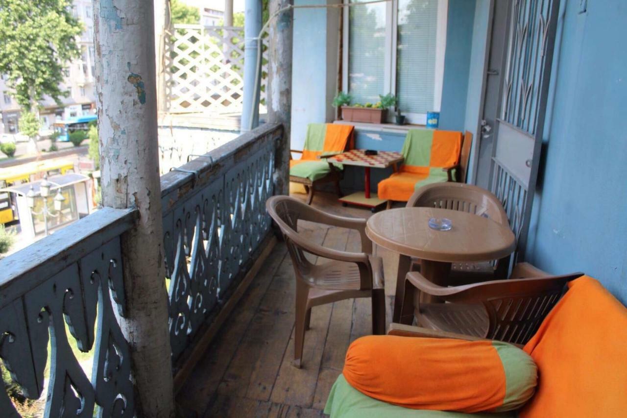 Apartment In Old Tbilisi Orbeliani Square エクステリア 写真